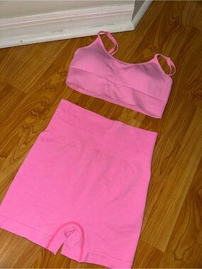 Pink Two-Piece Seamless Lounge Set work out set